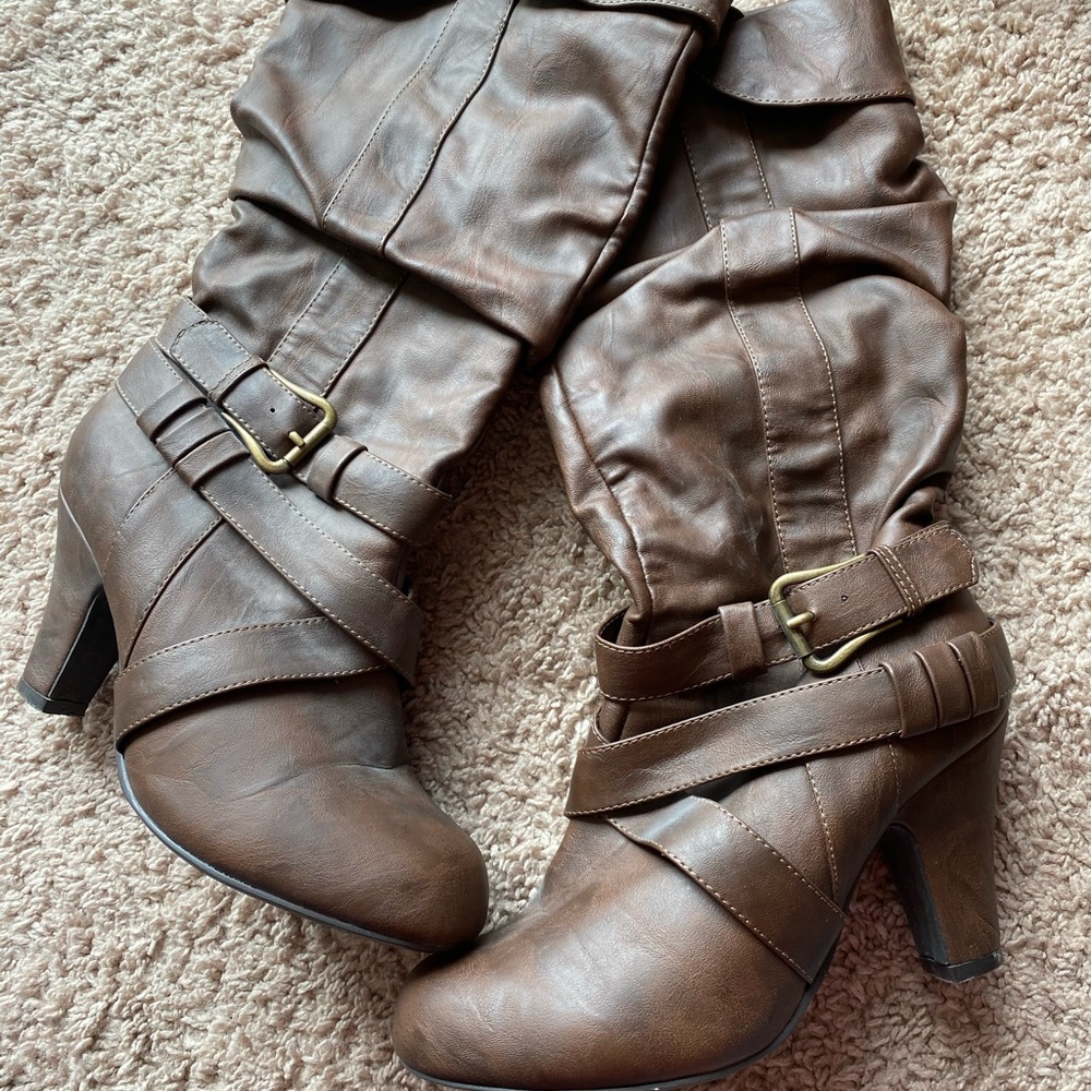 Brown heel boots